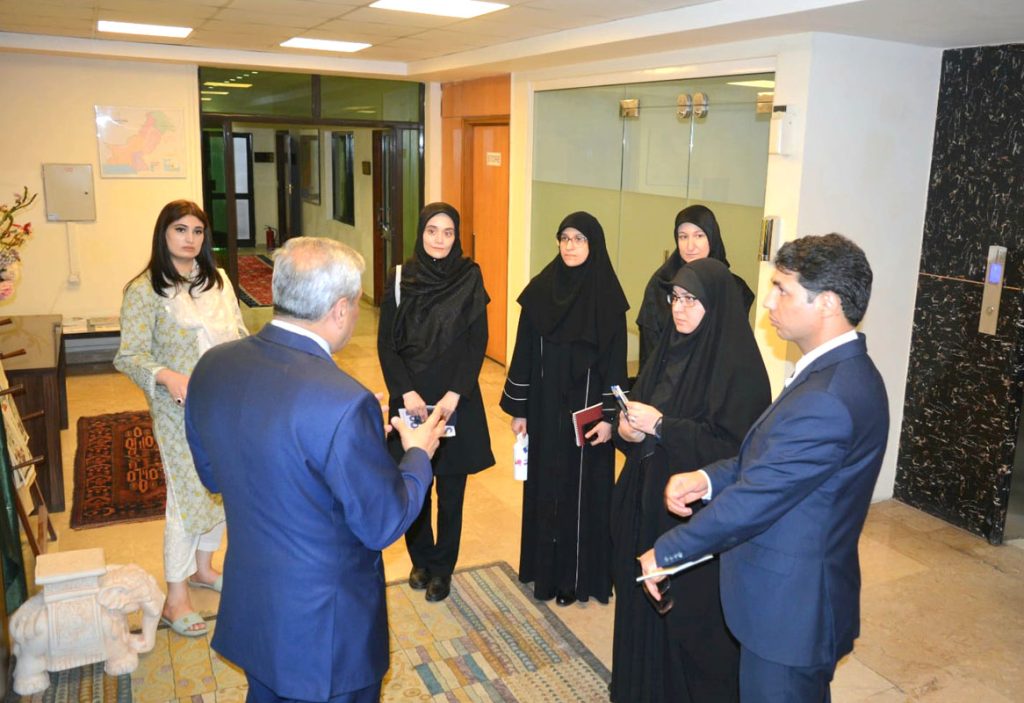 A Delegation of Young Diplomats from Iran Visits COMSATS Secretariat