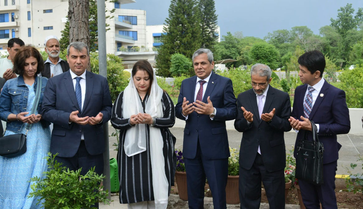 COMSATS Observes Earth Day 2024 with MOCC